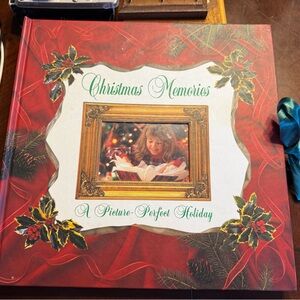 Vintage Christmas Memories Red Photo Album